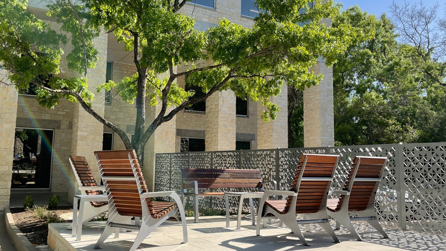 Ipe wood 720 chairs with Iconic bench on patio