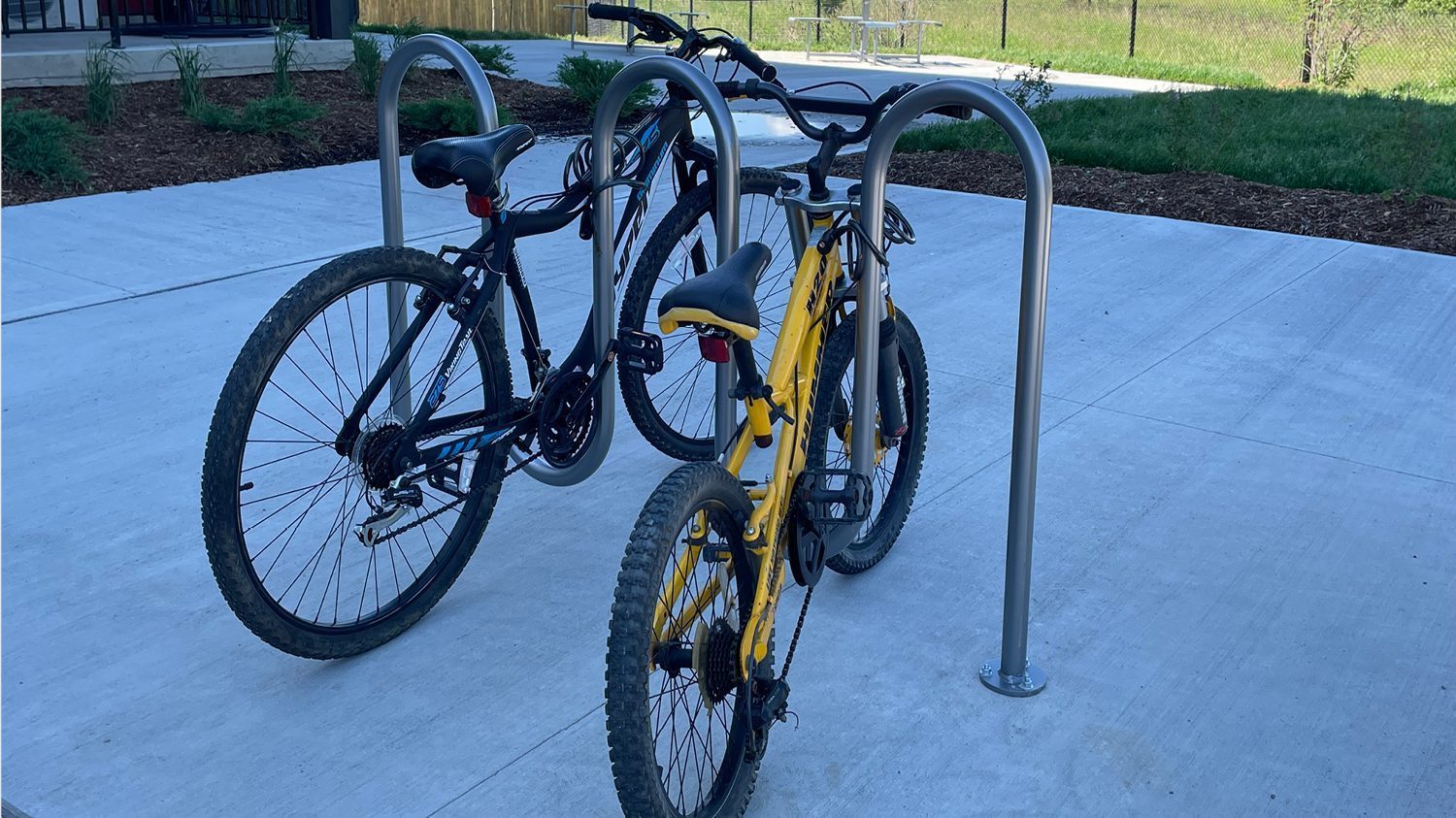 MBR-0400 Bike Racks with bikes locked