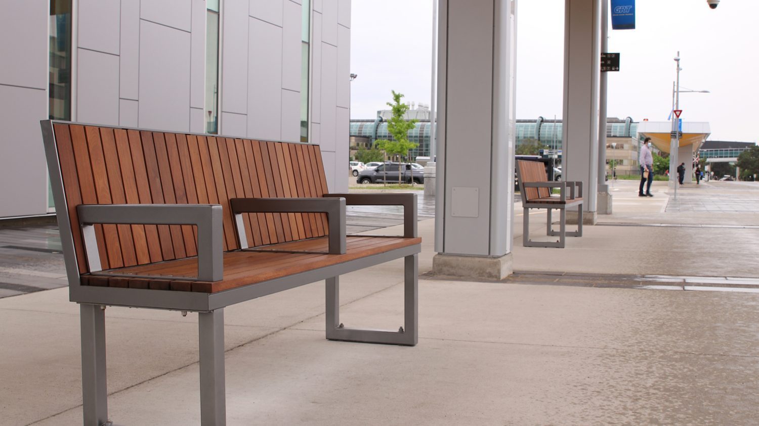 6 FT Ogden Benches line the University of Waterloo Transit Plaza