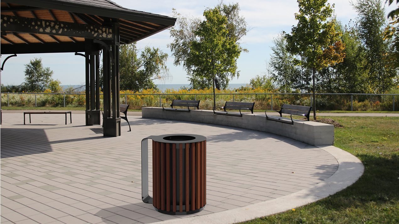 MUG Waste/Recycle Container with 870 Benches at a park